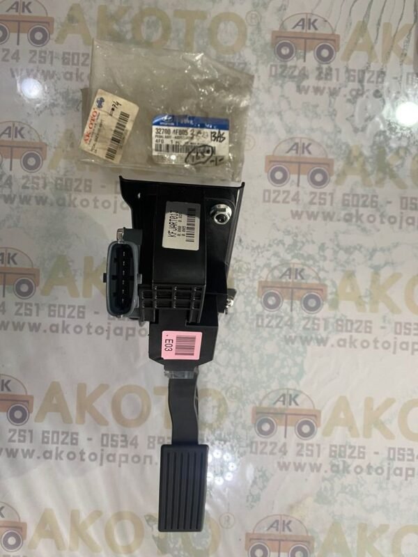 PEDAL GAZ H100 KMY 04-